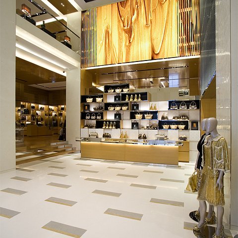 Louis Vuitton Canton Road - DCMSTUDIOS